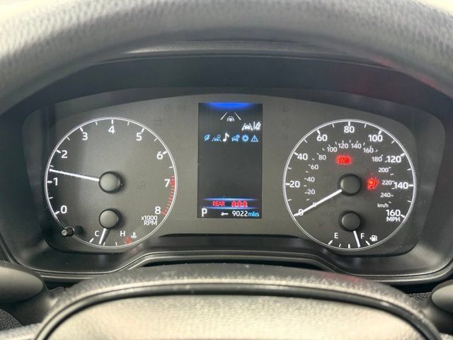 Used 2025 Toyota Corolla LE FWD image 31