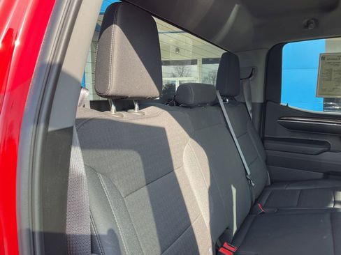 Used 2024 Chevrolet Silverado 1500 LT image 32