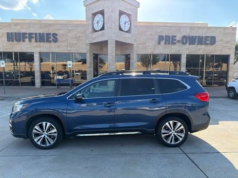Used 2020 Subaru Ascent Limited w/ Popular Package #3 AWD/4WD image 1