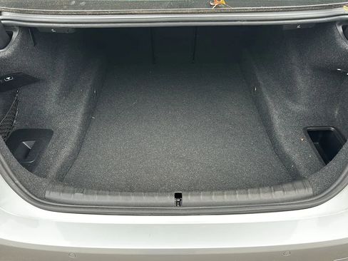 Used 2017 BMW 530i xDrive image 14