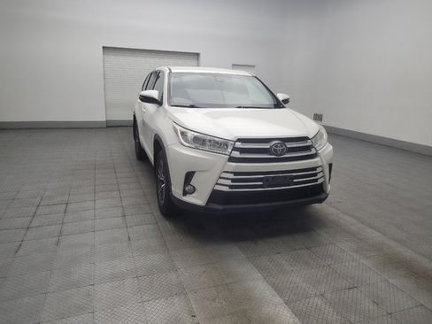 Used 2018 Toyota Highlander Plus AWD/4WD image 13