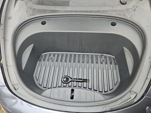 Used 2021 Tesla Model 3 Performance image 26