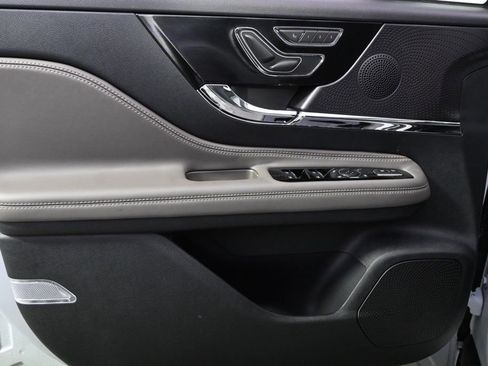 New 2026 Lincoln Corsair Premiere AWD/4WD image 22