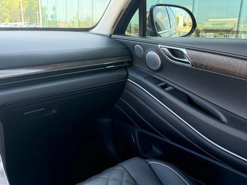 Used 2025 Genesis GV80 3.5T Prestige AWD/4WD image 25