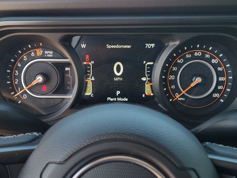 New 2026 Jeep Gladiator Rubicon AWD/4WD image 12