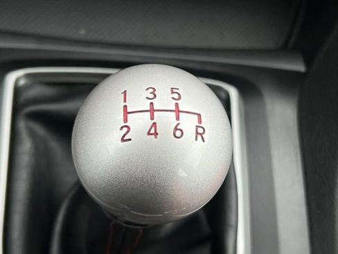 Used 2018 Honda Civic Type R image 6