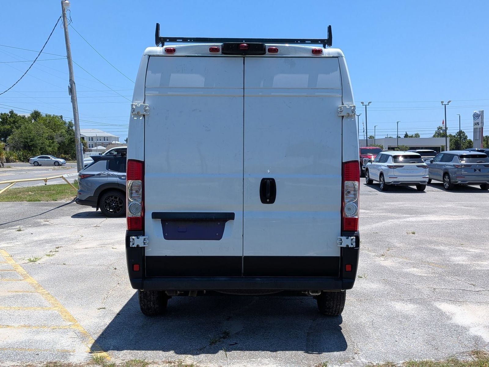 Used 2022 RAM ProMaster 2500 w/ Interior LED Lighting Group FWD image 4