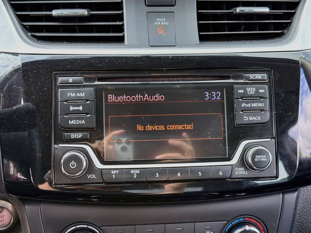 Used 2017 Nissan Sentra SV w/ Style Package FWD image 16