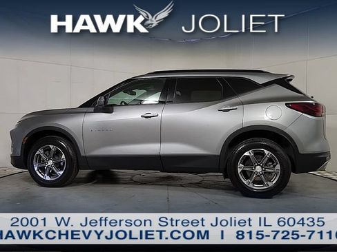Used 2023 Chevrolet Blazer LT FWD image 5