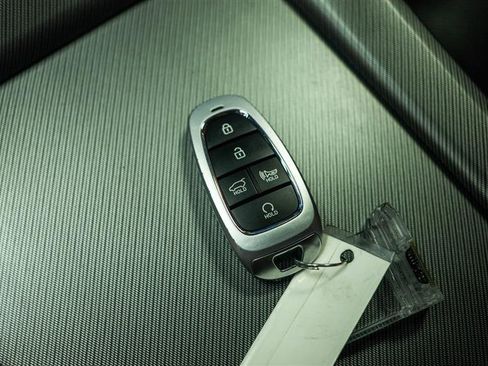 Used 2024 Hyundai Palisade SEL FWD image 25