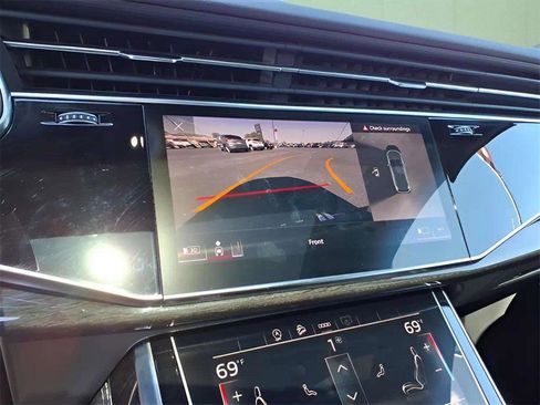 Used 2025 Audi Q7 3.0T Premium Plus image 18