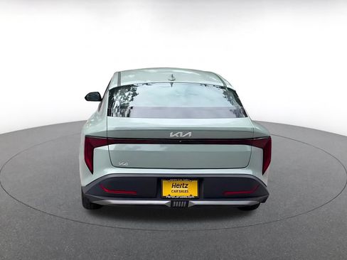 Used 2025 Kia K4 FWD image 12