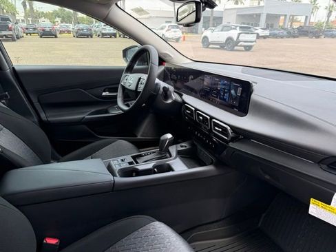 New 2026 Nissan Sentra SV w/ SV Convenience Package FWD image 23