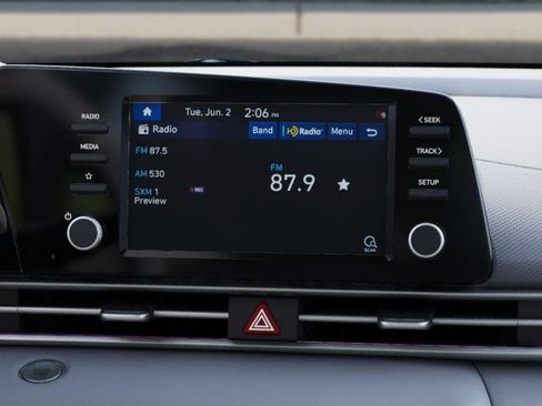 New 2026 Hyundai Elantra Hybrid FWD image 13