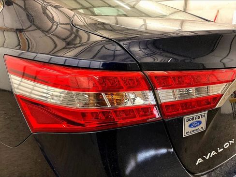 Used 2013 Toyota Avalon XLE Touring image 29