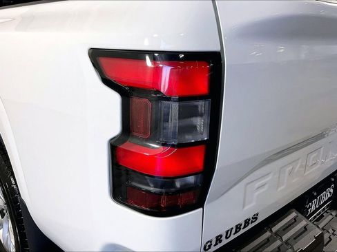 New 2026 Nissan Frontier S image 36