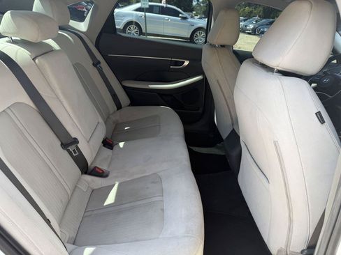 Used 2021 Hyundai Sonata SEL FWD image 13