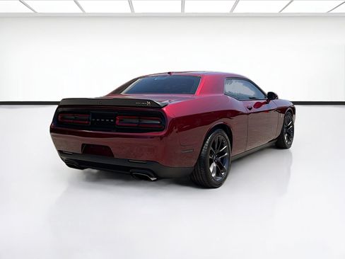 Used 2021 Dodge Challenger R/T Scat Pack RWD image 4