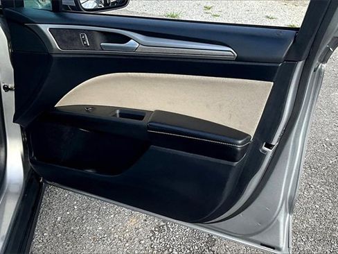 Used 2020 Ford Fusion S image 19