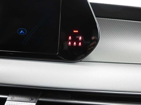 Used 2024 Hyundai Palisade SEL image 15