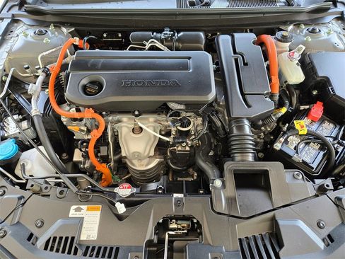 Used 2024 Honda Accord Sport image 32