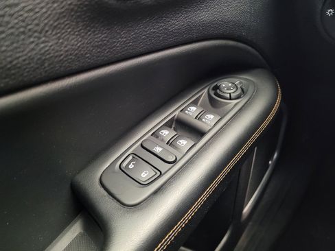 Used 2019 Jeep Compass Limited w/ Safety & Security Group AWD/4WD image 27