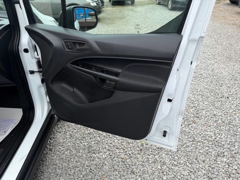 Used 2016 Ford Transit Connect XL FWD image 16
