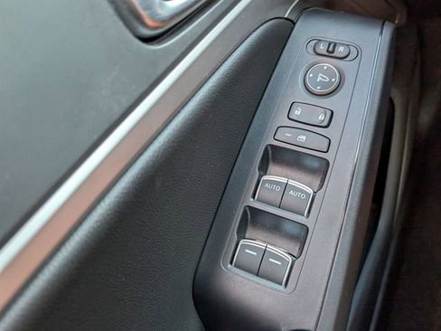 Certified 2024 Acura Integra image 36