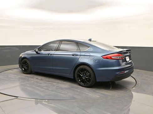 Used 2019 Ford Fusion SE w/ Equipment Group 151A FWD image 5