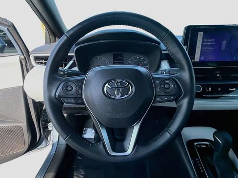 Used 2023 Toyota Corolla SE FWD image 11