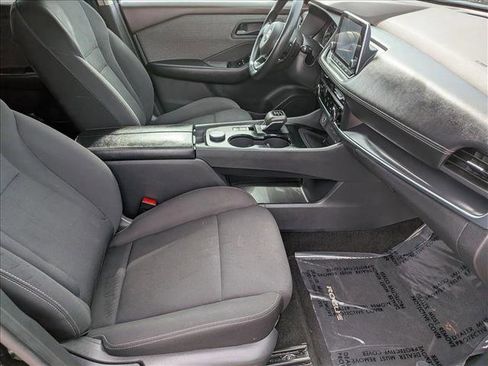 Used 2023 Nissan Rogue S AWD/4WD image 19
