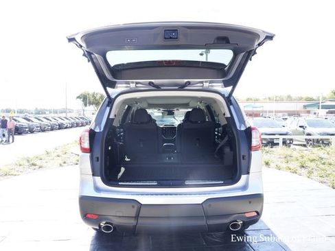 New 2025 Subaru Ascent Limited image 17