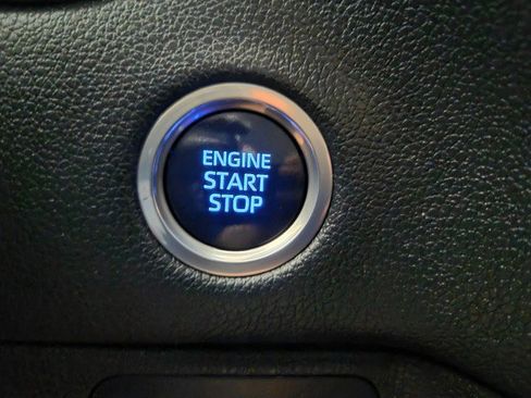 Used 2022 Toyota Tundra Limited AWD/4WD image 47