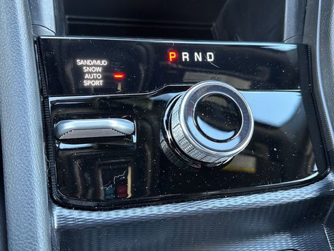 Certified 2025 Jeep Grand Cherokee Limited w/ Trailer Tow Package image 37