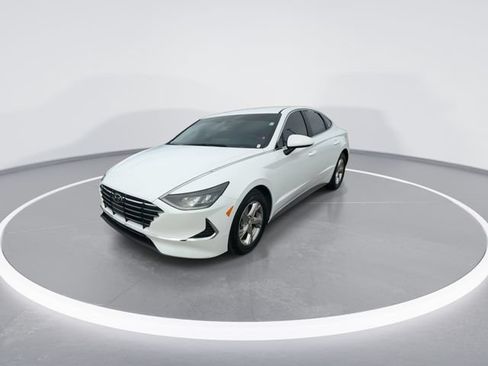 Used 2021 Hyundai Sonata SE w/ Cargo Package FWD image 4