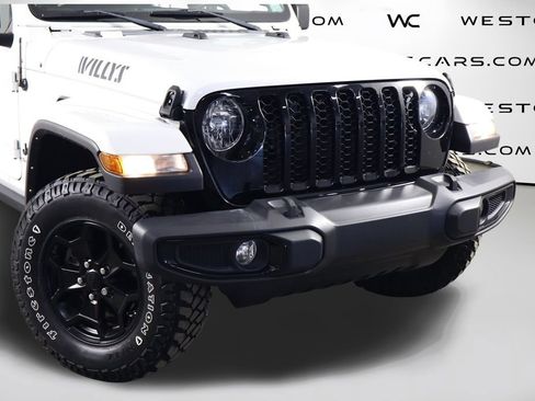 Used 2022 Jeep Gladiator Sport AWD/4WD image 47