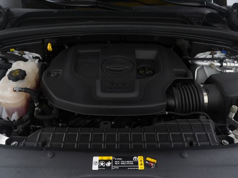 Used 2023 Jeep Grand Cherokee L Summit image 27