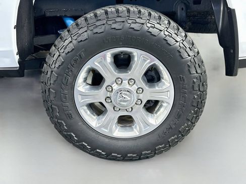 Used 2024 RAM 2500 Big Horn w/ Off Road Package AWD/4WD image 33