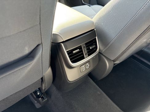 Certified 2025 Subaru Outback Premium image 31