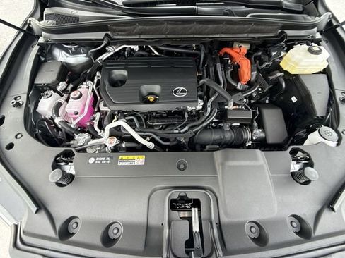 New 2026 Lexus RX 450h AWD image 26
