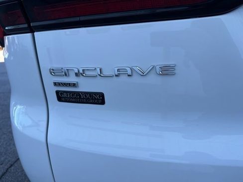 Used 2025 Buick Enclave Sport Touring image 14