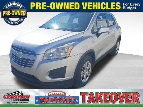 Used 2015 Chevrolet Trax LS FWD image 1