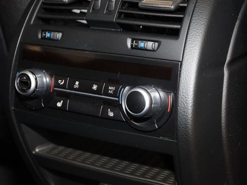 Used 2015 BMW M5 RWD image 15
