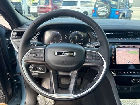 New 2026 Jeep Grand Cherokee L Limited AWD/4WD image 10