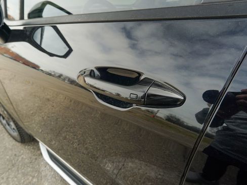 Used 2023 Kia Sportage SX image 8