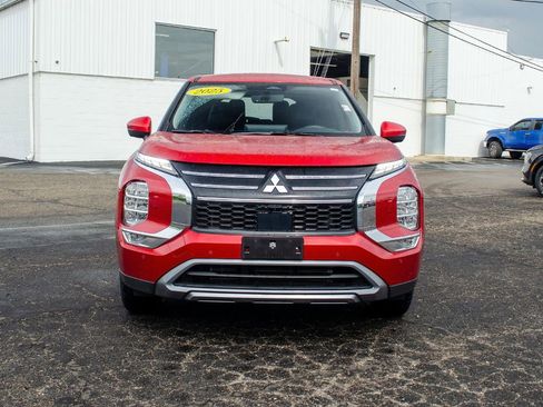Used 2025 Mitsubishi Outlander AWD image 10