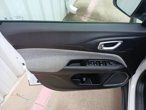 Used 2023 Jeep Compass Sport AWD/4WD image 23