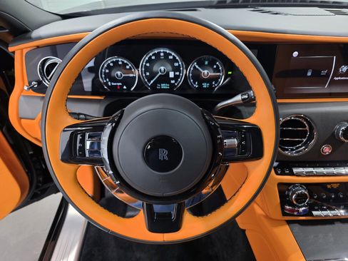 Used 2024 Rolls-Royce Ghost image 16