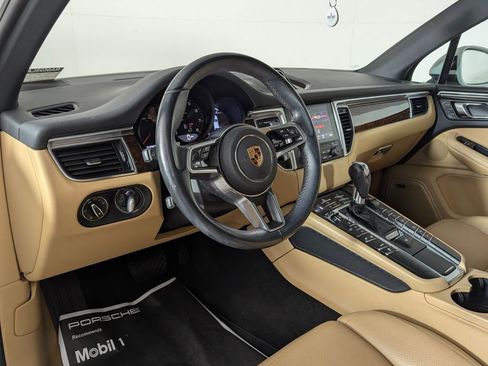 Used 2018 Porsche Macan image 4