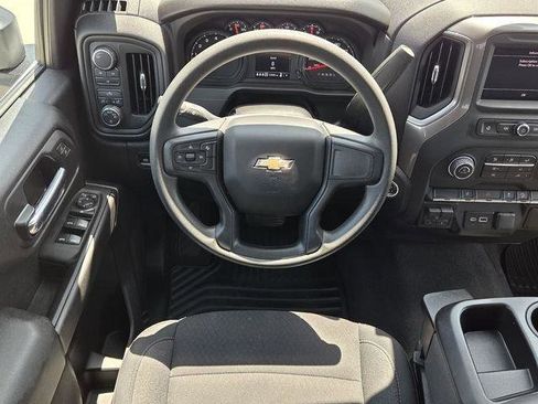 Used 2025 Chevrolet Silverado 2500 Custom AWD/4WD image 11